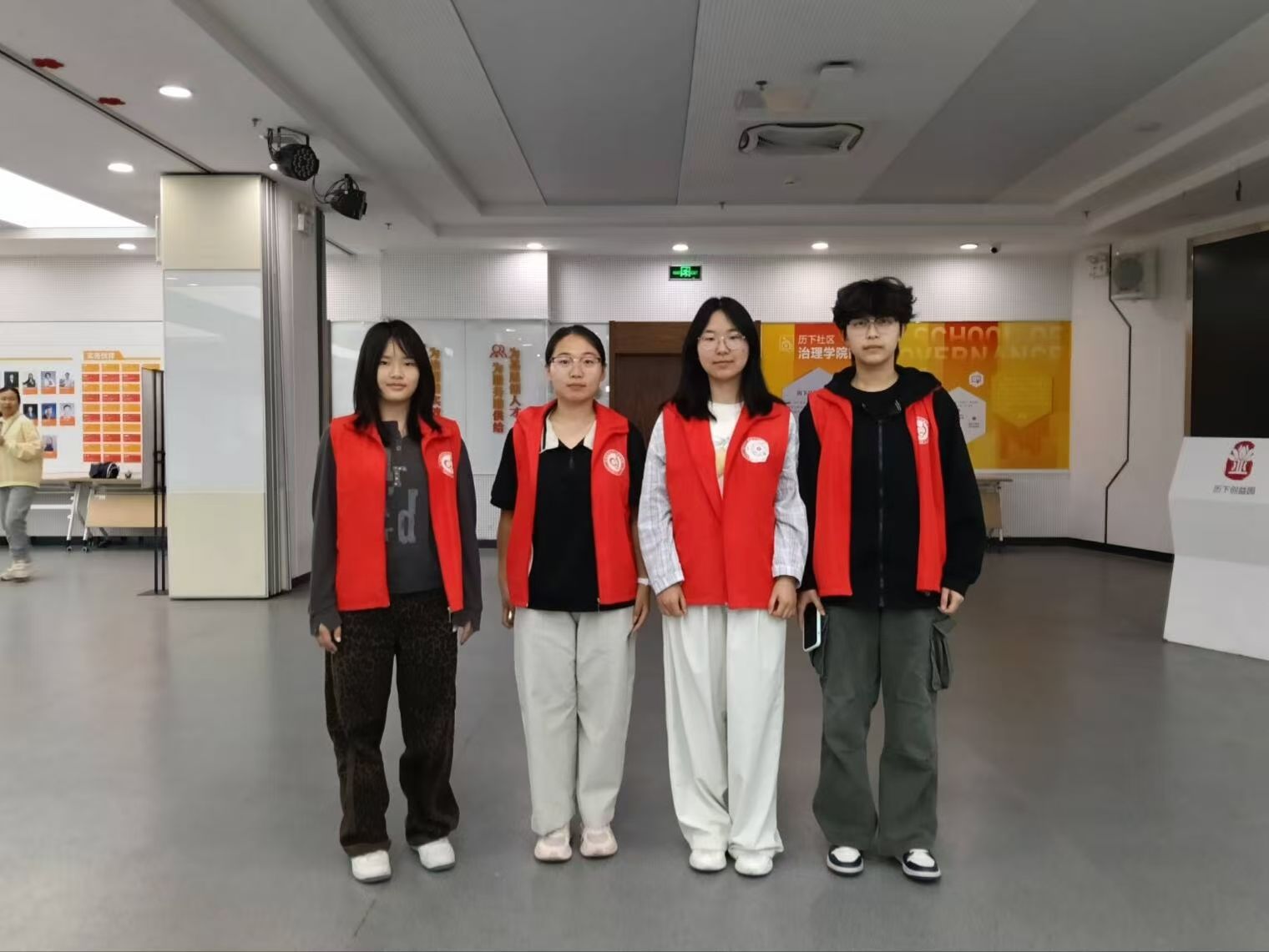 政法青协开展“非洲鼓音乐疗愈”志愿服务活动