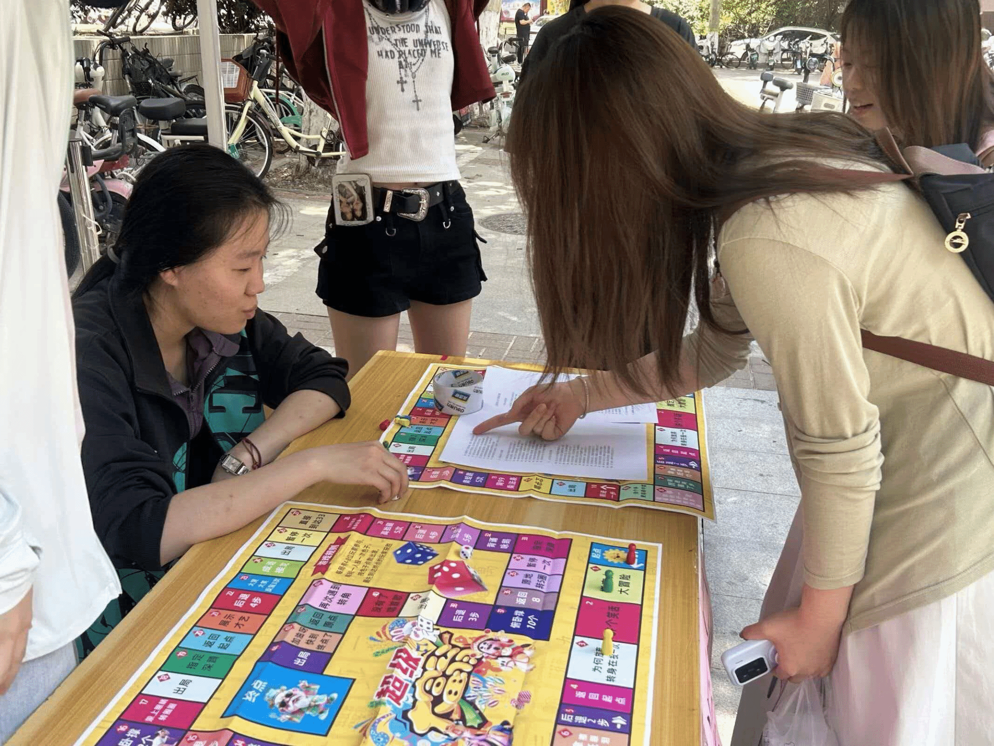 “一纸绘山河，生涯启新程”——心理生涯主题活动圆满完成